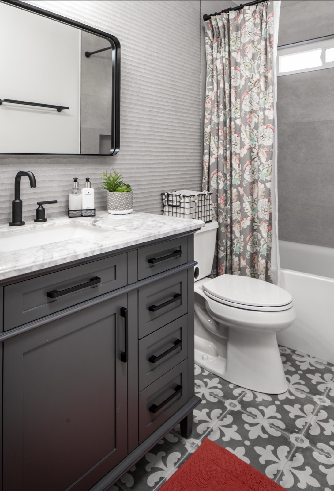 Grout Cleaning & Sealing